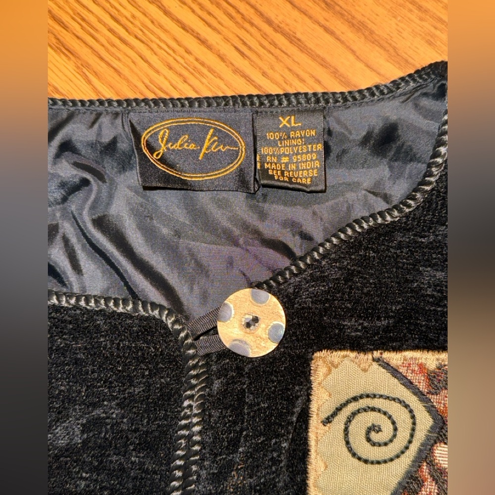 Women's Black Patchwork Jacket - image 5